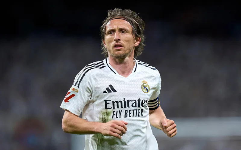 doi hinh real madrid manh nhat the ky 21 da tao nen de che bat tu